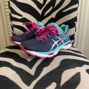 ASICS Gel Cumulus 18 Womens Running Shoes Size 8